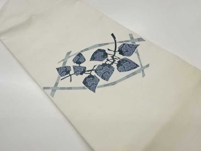 塩瀬枝葉模様名古屋帯